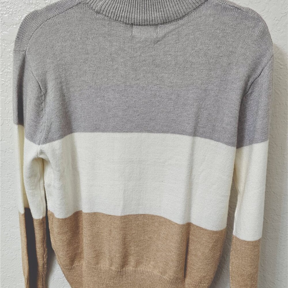 sweater - Picture 3 of 4